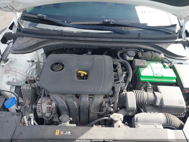 5NPD84LF5LH519831 Hyundai ELANTRA SEL