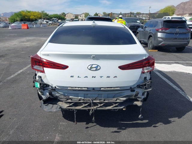 5NPD84LF5LH519831 Hyundai ELANTRA SEL