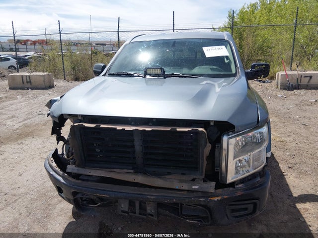 1N6AA1R71HN557731 Nissan TITAN S