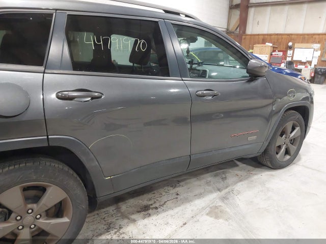 Aukcja sprzedaży 2016 Jeep Cherokee 75th Anniversary, vin: 1C4PJMCSXGW316643, numer aukcji: 44791970