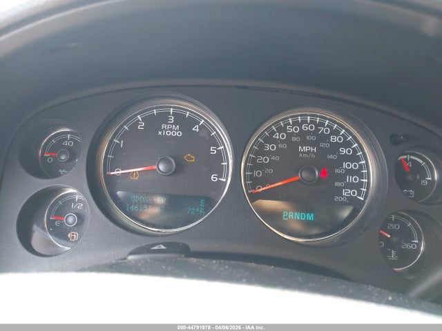 Продаж на аукціоні авто 2013 Chevrolet Suburban 1500 Lt, vin: 1GNSCJE08DR115890, номер лоту: 44791978