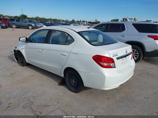 2017 MITSUBISHI MIRAGE G4 ML32F3FJ8HHF13833 Photo 2