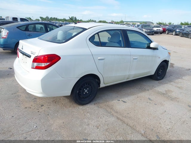 2017 MITSUBISHI MIRAGE G4 ML32F3FJ8HHF13833 Photo 3