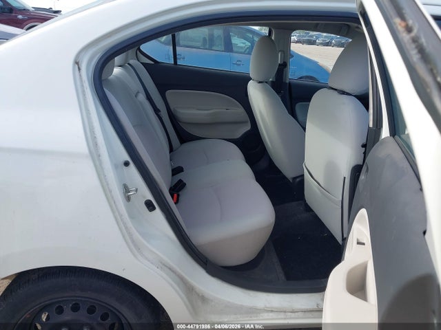 2017 MITSUBISHI MIRAGE G4 ML32F3FJ8HHF13833 Photo 7