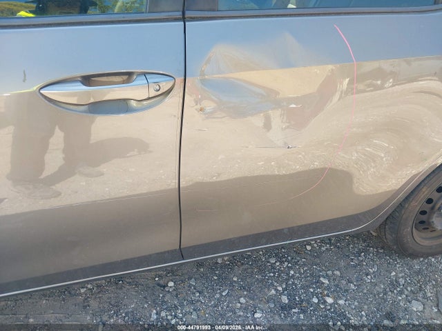 Toyota COROLLA LE 2018 2T1BURHE1JC098545 Image 18