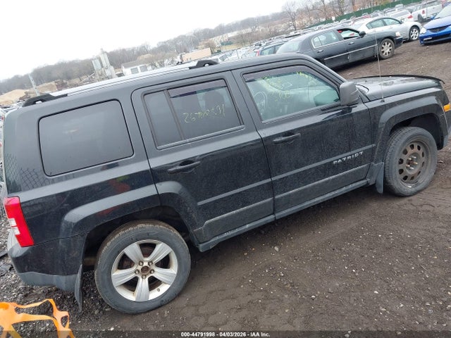 44791998 :رقم المزاد ، 1J4NF4GB4BD109103 vin ، 2011 Jeep Patriot Latitude X مزاد بيع