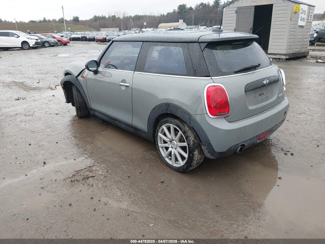 Продажа на аукционе авто 2017 Mini Hardtop Cooper, vin: WMWXP5C37H3B15847, номер лота: 44792025