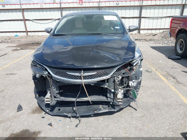 Продаж на аукціоні авто 2015 Chrysler 200 C, vin: 1C3CCCCBXFN703382, номер лоту: 44792028
