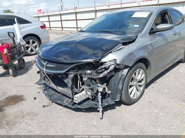 Продаж на аукціоні авто 2015 Chrysler 200 C, vin: 1C3CCCCBXFN703382, номер лоту: 44792028