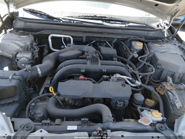Продаж на аукціоні авто 2017 Subaru Outback 2.5i Premium, vin: 4S4BSAHCXH3200512, номер лоту: 44792041