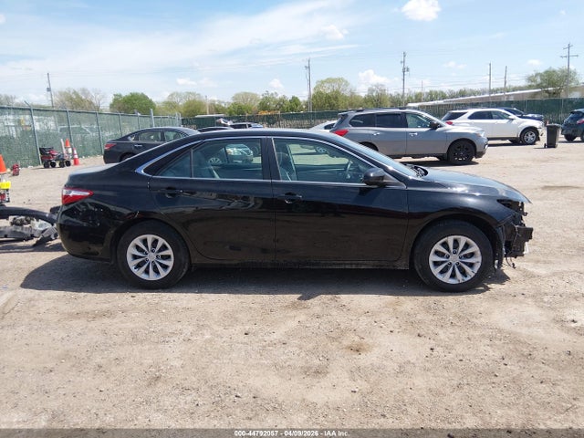 Продажа на аукционе авто 2017 Toyota Camry Le, vin: 4T1BF1FK9HU652234, номер лота: 44792057