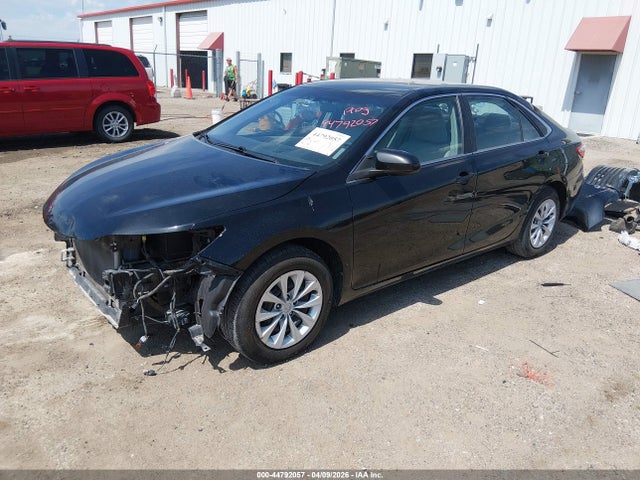 Toyota CAMRY LE 2017 4T1BF1FK9HU652234 Image 2