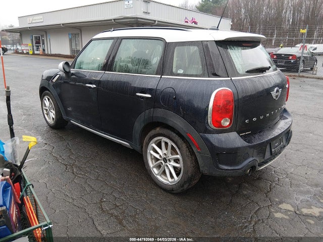 2015 MINI COUNTRYMAN WMWZC5C55FWP43131 Photo 2