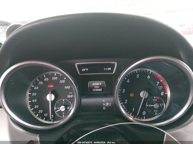 Auction sale of the 2015 Mercedes-benz Ml 350, vin: 4JGDA5JB8FA508405, lot number: 44792079