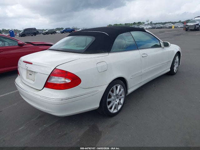 44792107 :رقم المزاد ، WDBTK56F08F245288 vin ، 2008 Mercedes-benz Clk 350 مزاد بيع