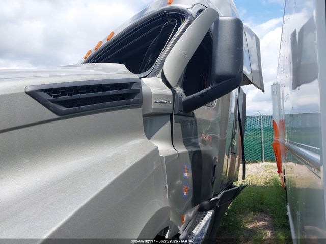 Продаж на аукціоні авто 2025 Freightliner New Cascadia 126, vin: 1FUJHHDR5SLWE2031, номер лоту: 44792117