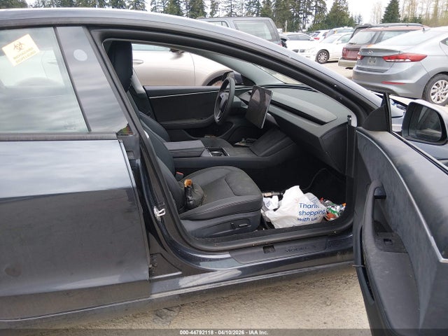 2024 TESLA MODEL 3 5YJ3E1EB3RF718722 Photo 4