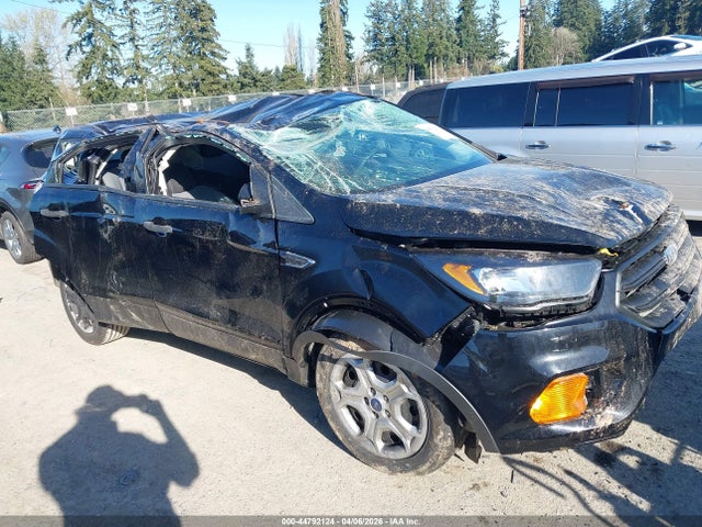 1FMCU0F72JUA31570 Ford ESCAPE S