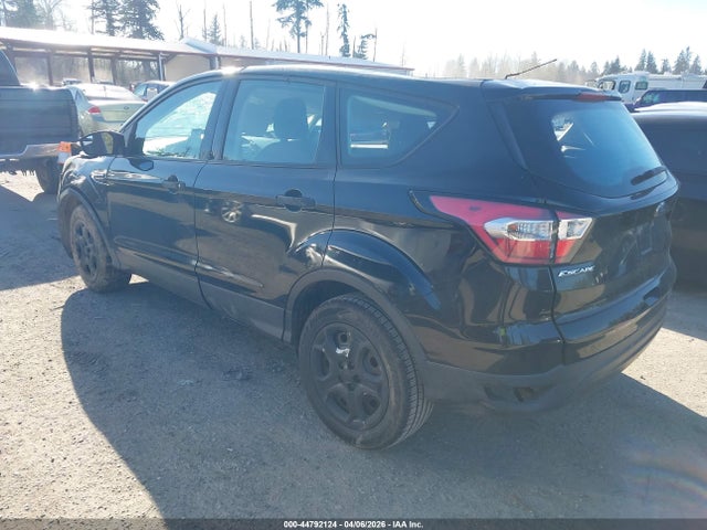 2018 FORD ESCAPE 1FMCU0F72JUA31570 Photo 2