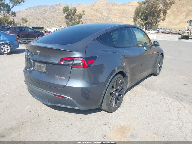 Продажа на аукционе авто 2021 Tesla Model Y Performance Dual Motor All-wheel Drive, vin: 5YJYGDEF9MF157939, номер лота: 44792129
