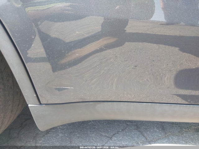Продажа на аукционе авто 2021 Tesla Model Y Performance Dual Motor All-wheel Drive, vin: 5YJYGDEF9MF157939, номер лота: 44792129