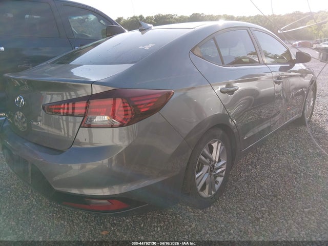 2020 Hyundai Elantra Value Edition მანქანა იყიდება აუქციონზე, vin: 5NPD84LF5LH540551, აუქციონის ნომერი: 44792130