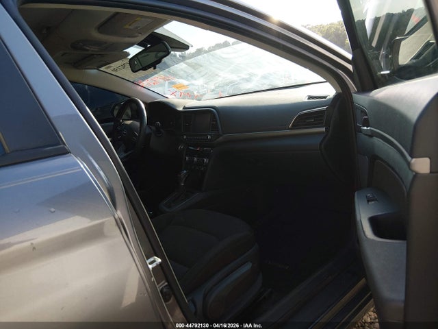 2020 Hyundai Elantra Value Edition მანქანა იყიდება აუქციონზე, vin: 5NPD84LF5LH540551, აუქციონის ნომერი: 44792130