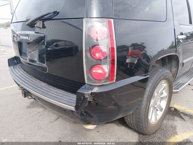 44792191 :رقم المزاد ، 1GKFC03239R240249 vin ، 2009 Gmc Yukon Denali مزاد بيع