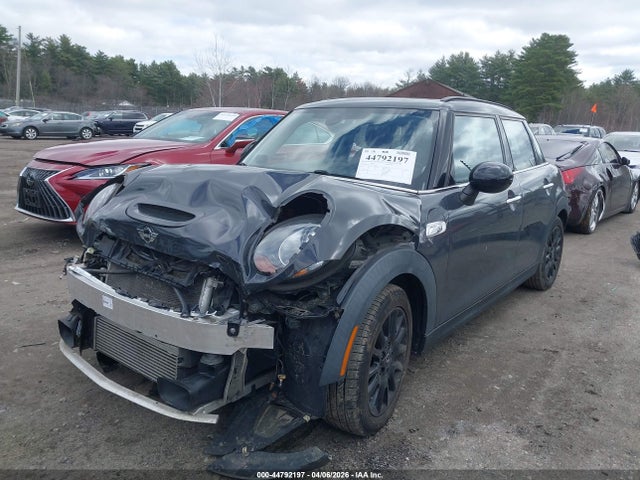 2016 MINI HARDTOP WMWXU3C55G2D28265 Photo 1