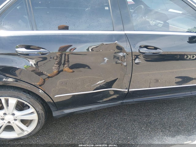 Продажа на аукционе авто 2012 Mercedes-benz E 350, vin: WDDHF5KB2CA557381, номер лота: 44792239