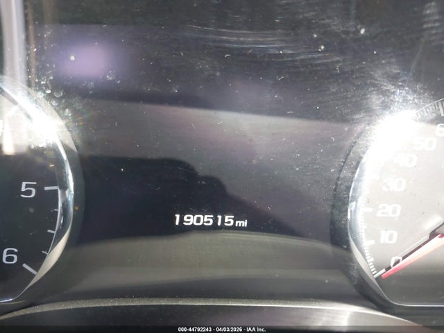 2015 GMC YUKON XL 1500 1GKS2JKJ3FR241087 Photo 6