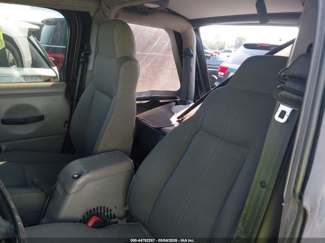 44792287 :رقم المزاد ، 1J4FA59S73P302710 vin ، 2003 Jeep Wrangler Sahara مزاد بيع