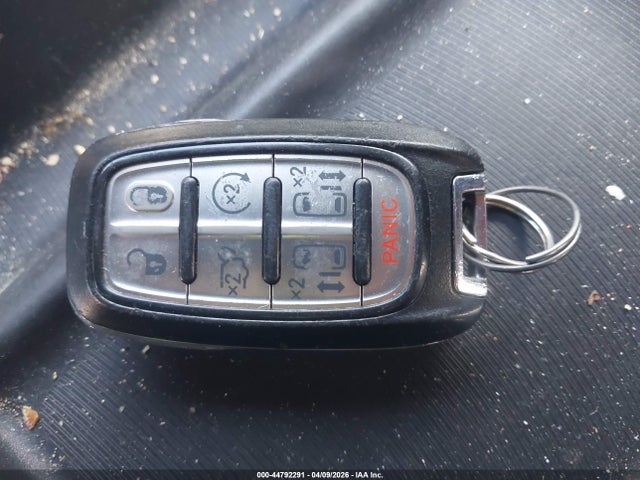 Продаж на аукціоні авто 2018 Chrysler Pacifica Touring L, vin: 2C4RC1BG6JR357317, номер лоту: 44792291