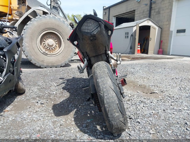 2019 Honda Cbr500 R მანქანა იყიდება აუქციონზე, vin: MLHPC6218K5000152, აუქციონის ნომერი: 44792317