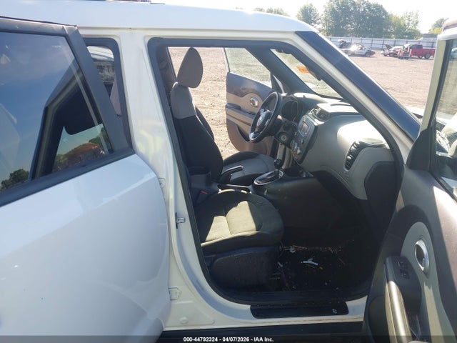 44792324 :رقم المزاد ، KNDJN2A26G7334987 vin ، 2016 Kia Soul مزاد بيع