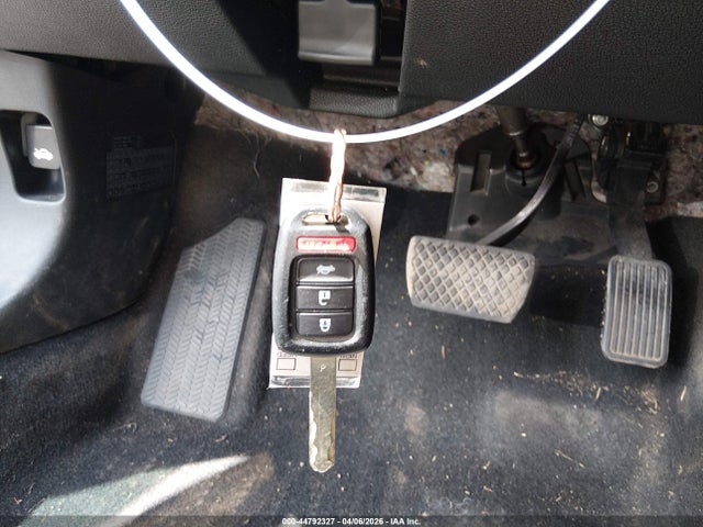 Aukcja sprzedaży 2017 Honda Civic Lx, vin: 19XFC2F50HE004780, numer aukcji: 44792327