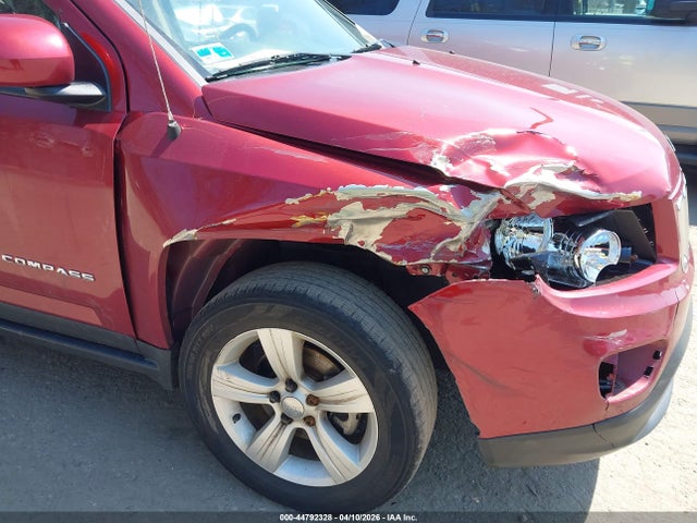 44792328 :رقم المزاد ، 1C4NJDEB6GD781369 vin ، 2016 Jeep Compass Latitude مزاد بيع