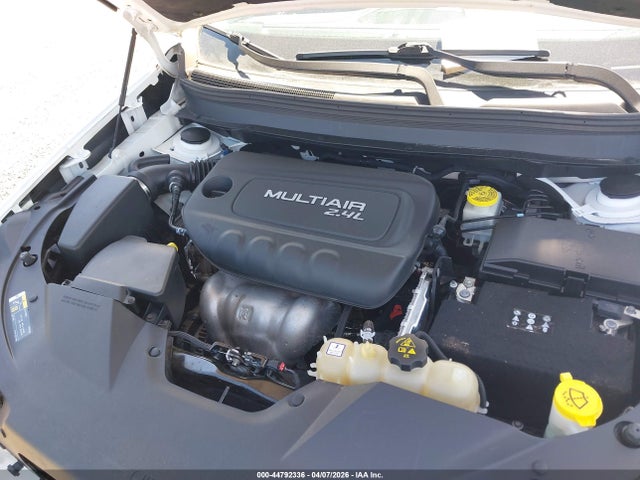 Продажа на аукционе авто 2019 Jeep Cherokee Latitude Plus Fwd, vin: 1C4PJLLB3KD208010, номер лота: 44792336