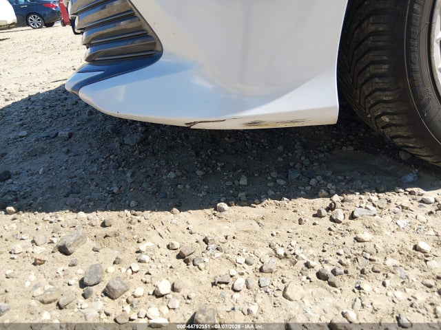 44792351 :رقم المزاد ، 4T1F11AK6LU338153 vin ، 2020 Toyota Camry Xle مزاد بيع