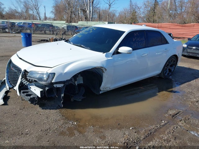 Auction sale of the 2021 Chrysler 300 300s, vin: 2C3CCABG8MH546006, lot number: 44792378