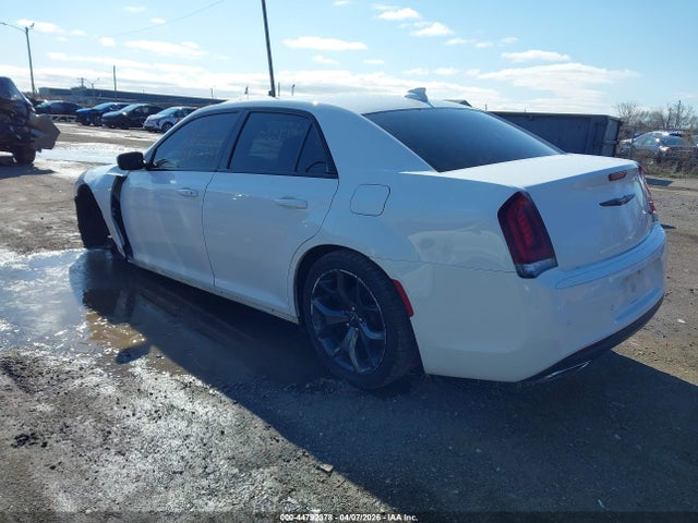 Auction sale of the 2021 Chrysler 300 300s, vin: 2C3CCABG8MH546006, lot number: 44792378
