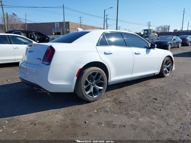 Auction sale of the 2021 Chrysler 300 300s, vin: 2C3CCABG8MH546006, lot number: 44792378