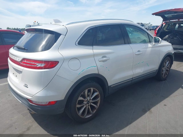 2015 LINCOLN MKC 5LMCJ1A93FUJ24867 Photo 3