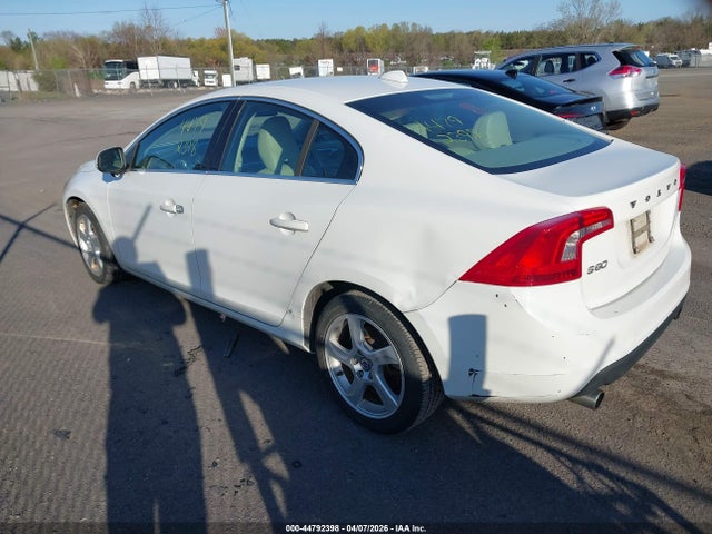 2012 VOLVO S60 YV1622FS1C2139582 Photo 2