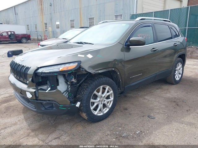 44792433 :رقم المزاد ، 1C4PJMCB5FW515694 vin ، 2015 Jeep Cherokee Latitude مزاد بيع