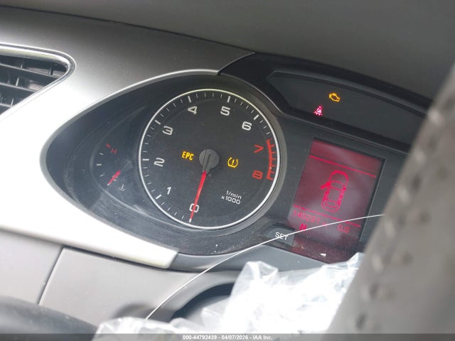 2012 AUDI A4 WAUBFAFL8CA117223 Photo 6