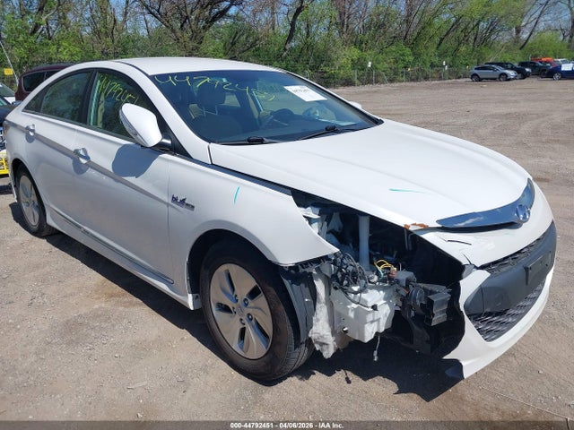 Продаж на аукціоні авто 2015 Hyundai Sonata Hybrid, vin: KMHEC4A49FA134526, номер лоту: 44792451