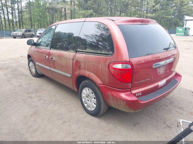 2006 CHRYSLER TOWN & COUNTRY 1A4GP45R66B748784 Photo 2