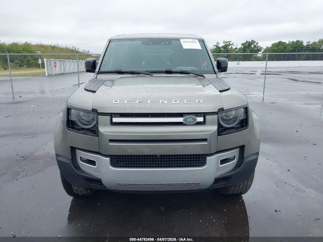 SALEJ7EX8P2150866 Land Rover Defender 110 S