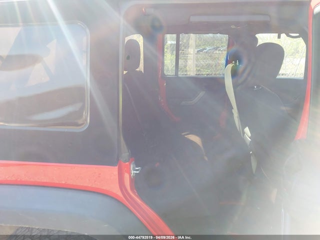 Продажа на аукционе авто 2015 Jeep Wrangler Unlimited Willys Wheeler, vin: 1C4BJWDG7FL670717, номер лота: 44792519